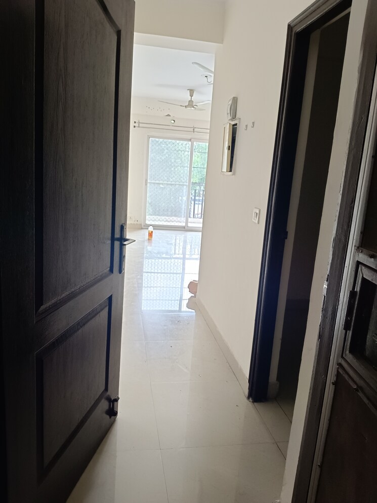 undefined, saviour-park 3.5 Bedroom 1825 Sq.Ft. Apartment In Mohan Nagar Ghaziabad 8296444