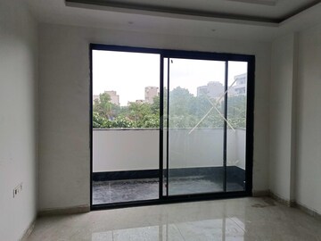 Room in 4 BHK Builder Floor at Puri Aman Vilas, Sector 89 – for Sale