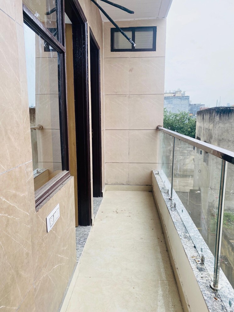 Balcony, burari 2 Bedroom 750 Sq.Ft. Builder Floor In Burari Delhi 8296677