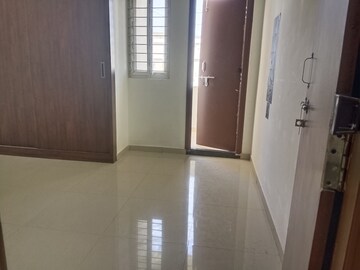 Room in 2 BHK Apartment at Madhapur – for Rent