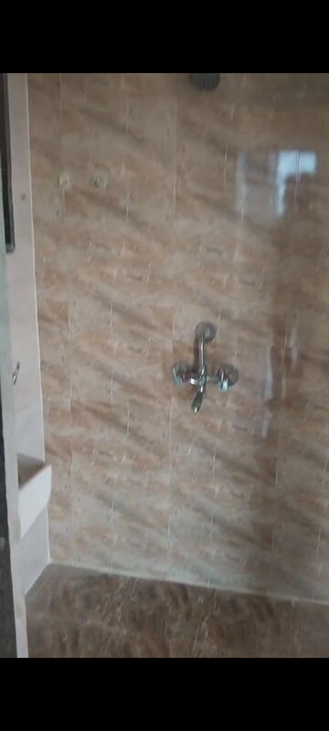 Room in 1 BHK Apartment at Lodha Dreams Heights, Vasai East – for Rent