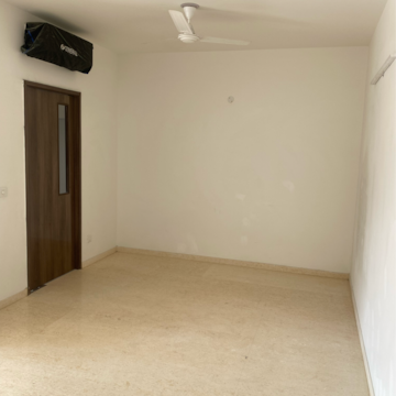 Room in 4 BHK Builder Floor at DLF Gardencity Enclave, Sector 93 – for Rent