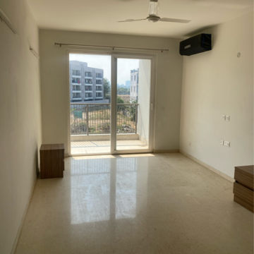 Room in 4 BHK Builder Floor at DLF Gardencity Enclave, Sector 93 – for Rent