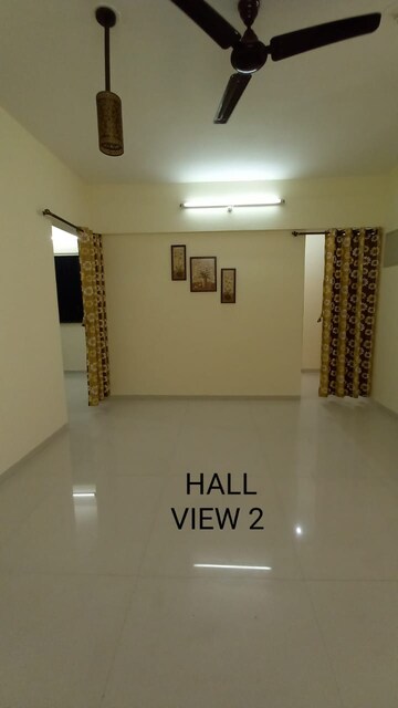 Room in 2 BHK Apartment at Prasun Loreto, Kharadi – for Rent