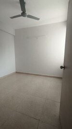 3 BHK + Extra Room 1600 Sq.Ft. Apartment in Hill Grow Apartments