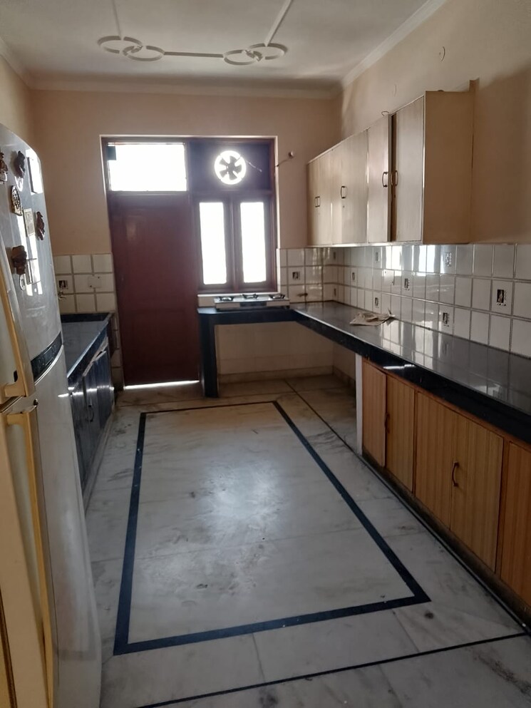 Kitchen, hill-grow-apartments 3 Bedroom 1600 Sq.Ft. Apartment In Sector 21c Faridabad 8296797