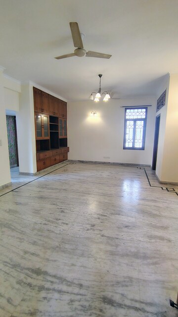 3.5 BHK Builder Floor For Rent in Unitech South City 1, South City 1