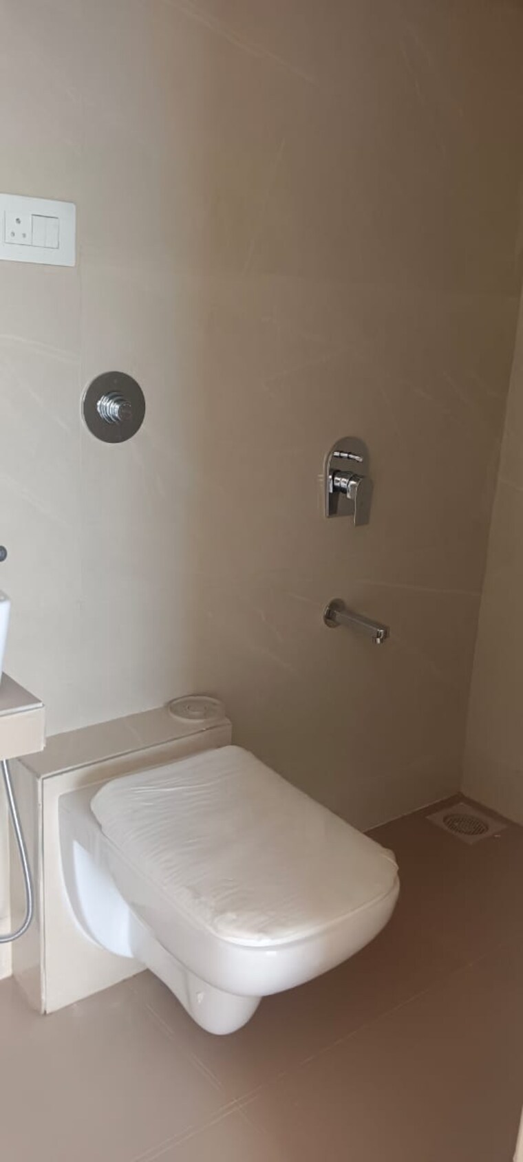 Bathroom, mk-gabino 1 Bedroom 324 Sq.Ft. Apartment In Andheri West Mumbai 8296836