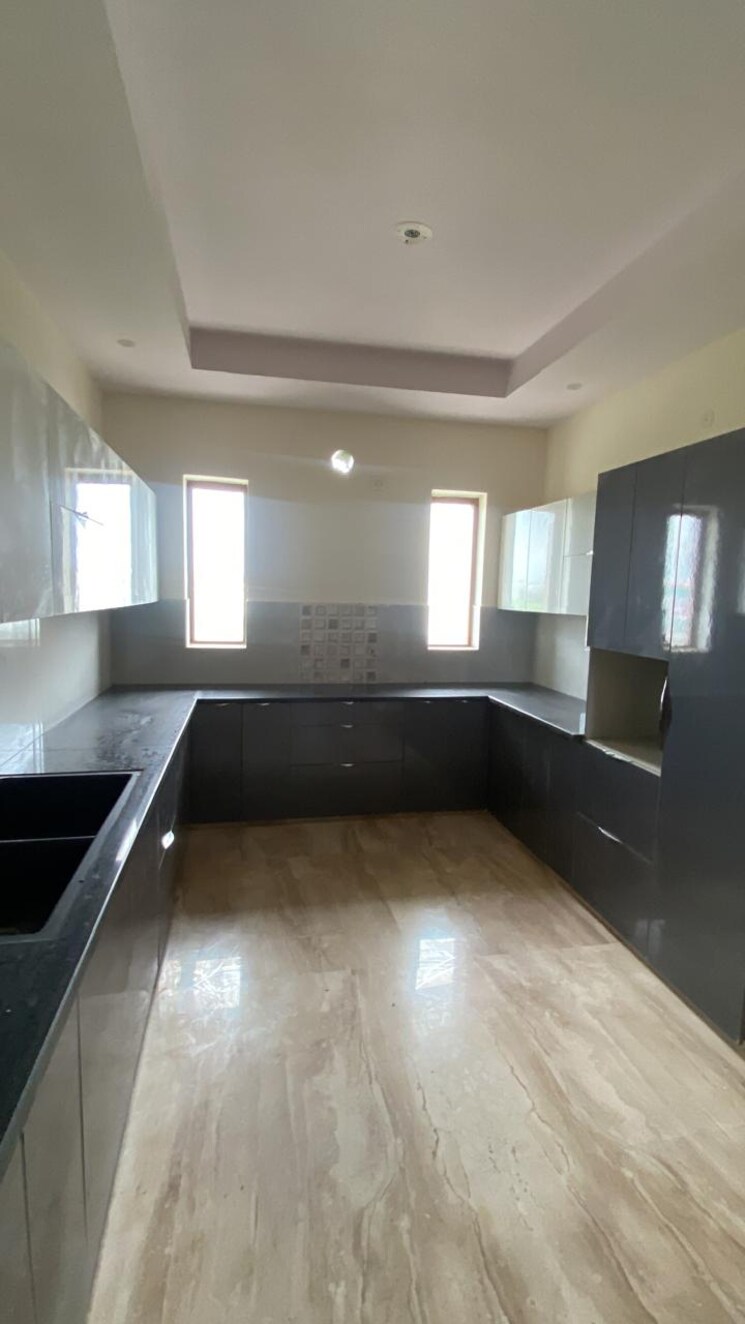 Kitchen, sector 21c 3 Bedroom 1500 Sq.Ft. Apartment In Sector 21c Faridabad 8296844