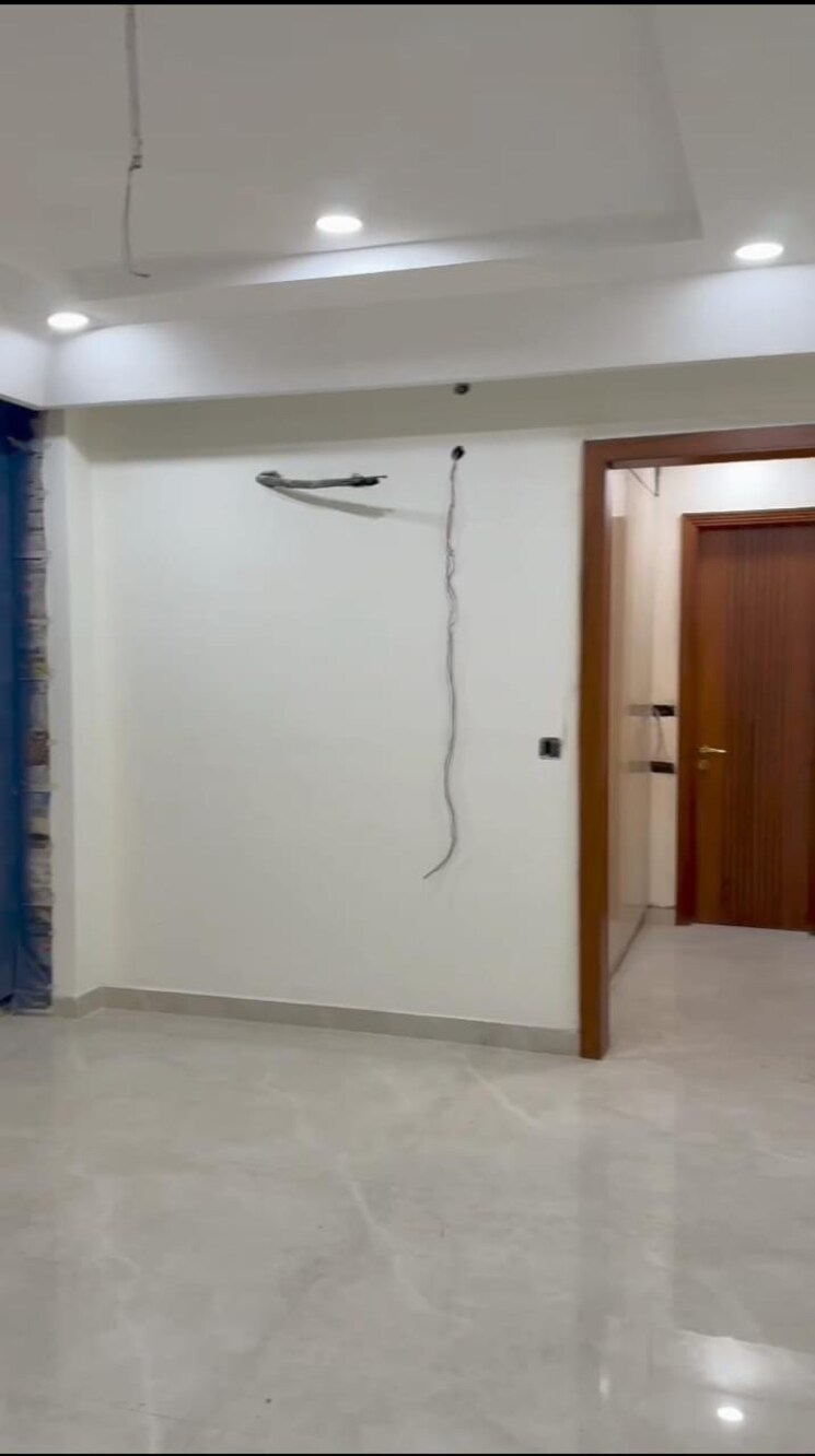 Room, tdi-the-retreat 4 Bedroom 500 Sq.Ft. Builder Floor In Sector 89 Faridabad 8296861