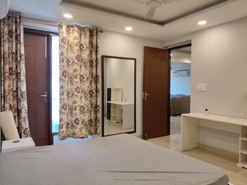 Bedroom in 3 BHK Apartment at Ardee City, Sector 52 – for Rent