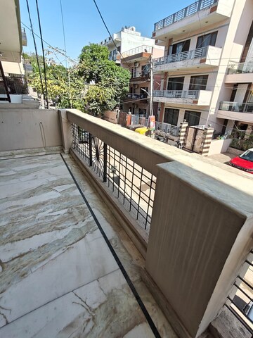 2 BHK Builder Floor For Rent in Sector 40