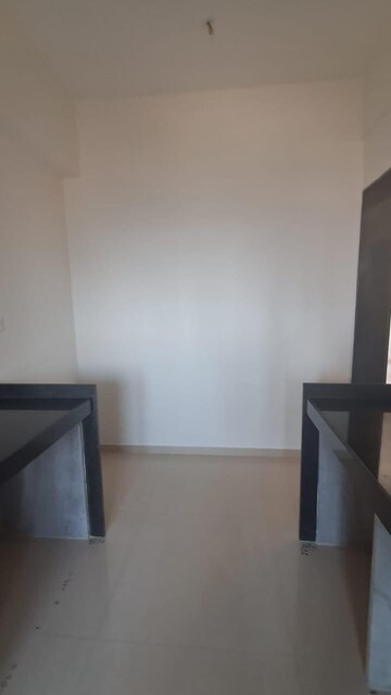 2 BHK Apartment For Rent in Lodha Vista, Lower Parel