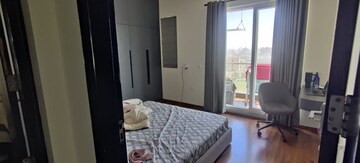 2.5 BHK Apartment For Rent in Microtek Greenburg, Sector 86