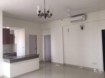 Bathroom in 2 BHK Apartment at Emaar The Palm Drive-Palm Studios, Sector 66 – for Rent