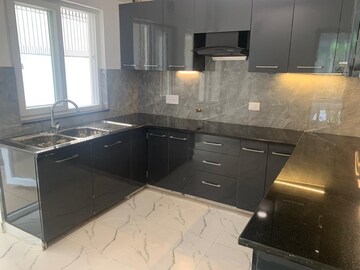 3.5 BHK Villa For Rent in Unitech Espace Nirvana Country, Sector 50