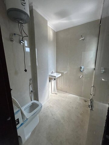 Bathroom in 1 BHK Apartment at Saket – for Rent