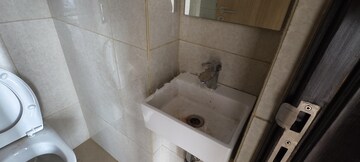 Bathroom in 1 BHK Apartment at LnT Veridian, Powai – for Rent