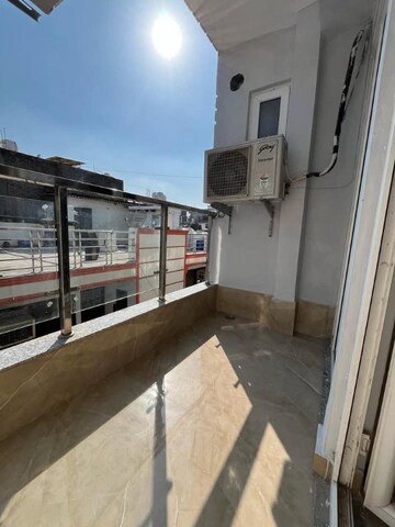 Balcony in 1 BHK Builder Floor at Saket – for Rent