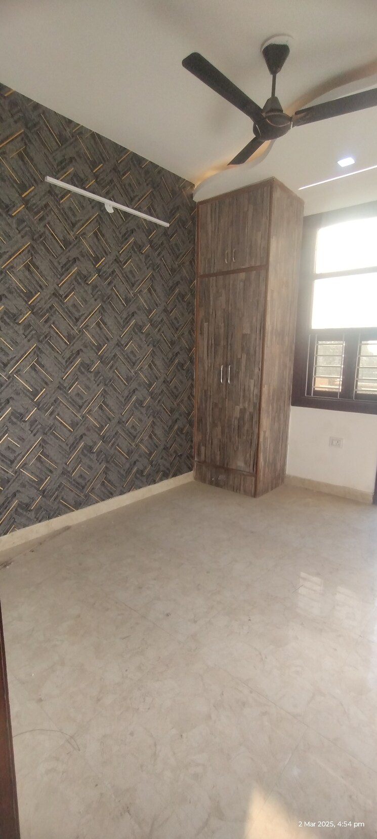 Room, uttam nagar 3 Bedroom 75 Sq.Yd. Builder Floor In Uttam Nagar Delhi 8297049