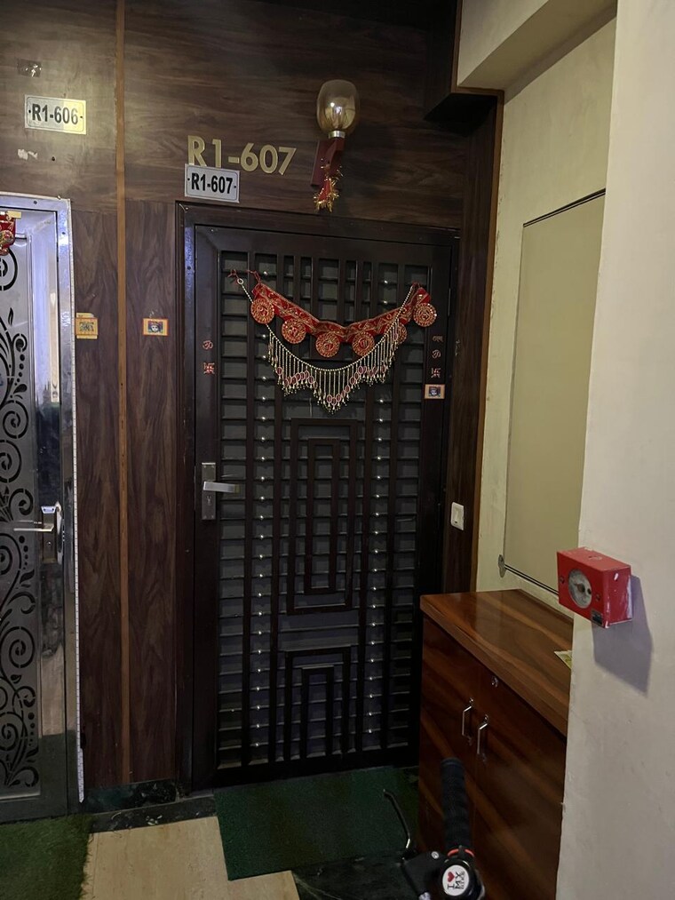 Living Room, svp-gulmohur-garden 3.5 Bedroom 1510 Sq.Ft. Apartment In Raj Nagar Extension Ghaziabad 8297061