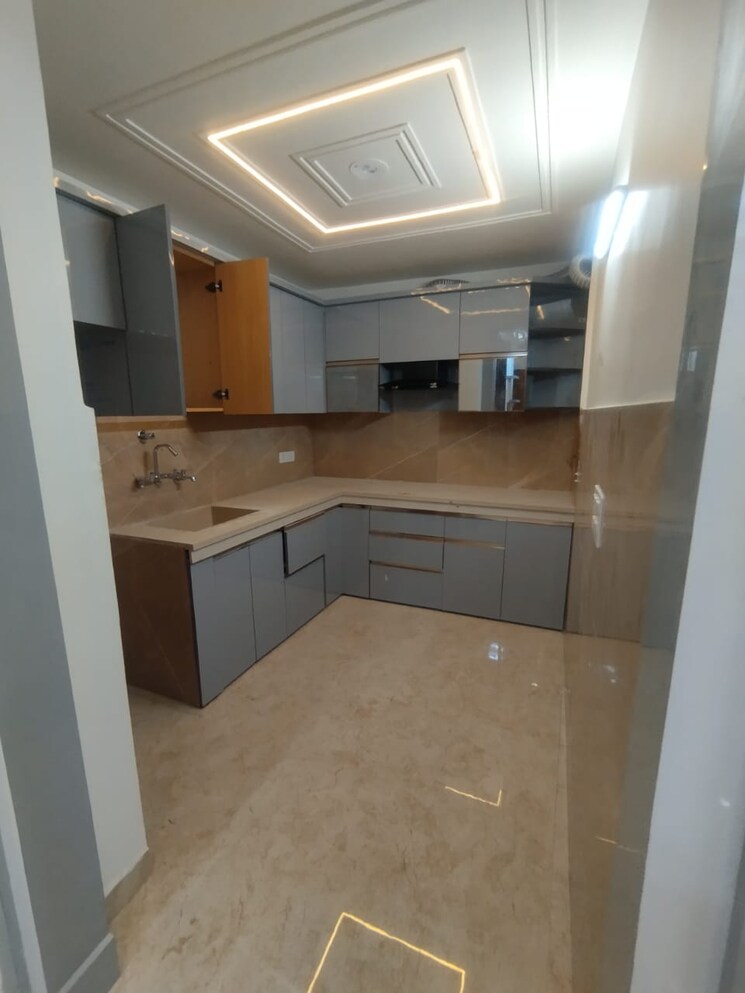 Kitchen, mahavir enclave 1 2 Bedroom 750 Sq.Ft. Builder Floor In Mahavir Enclave 1 Delhi 8297122