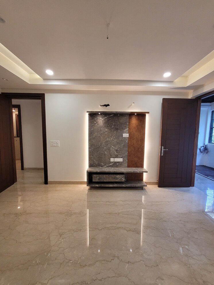 Bedroom, vivek vihar 4 Bedroom 2250 Sq.Ft. Builder Floor In Vivek Vihar Delhi 8297166