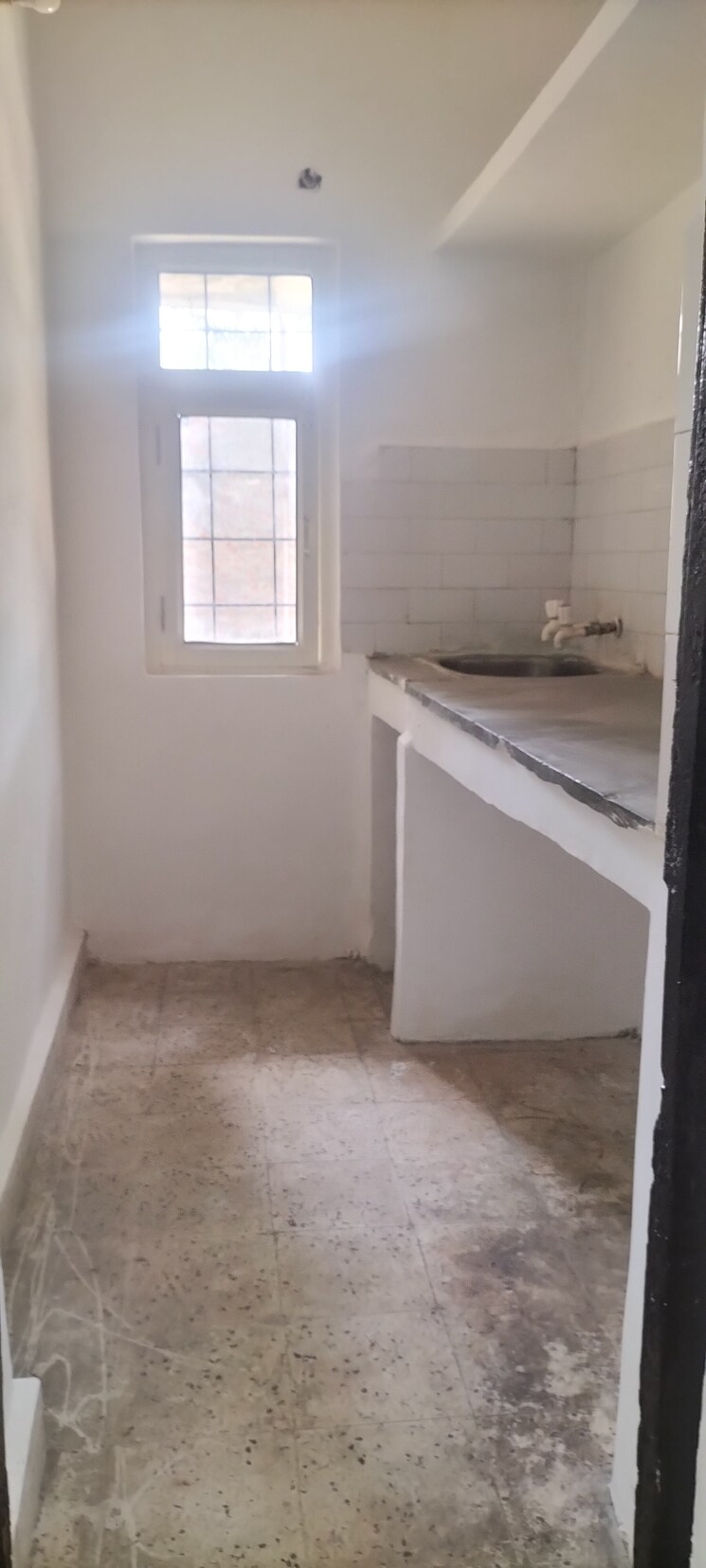 Room, pi i and ii greater noida 1 Bedroom 40 Sq.Mt. Builder Floor In Pi I And Ii Greater Noida Greater Noida 8297136