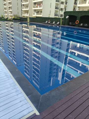 Balcony in 3 BHK Apartment at Central Park Flower Valley Aqua Front Towers, Sohna Sector 33 – for Rent