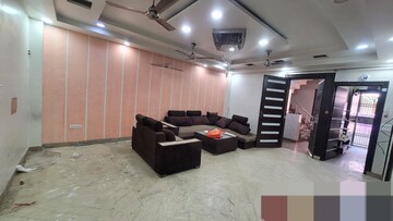 Living Room in 3 BHK Builder Floor at Dilshad Colony – for Sale