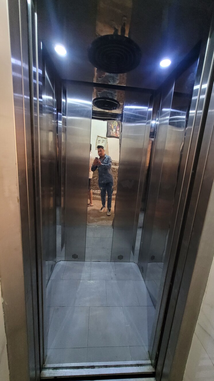 Kitchen, dilshad colony 3 Bedroom 1600 Sq.Ft. Builder Floor In Dilshad Colony Delhi 8297215