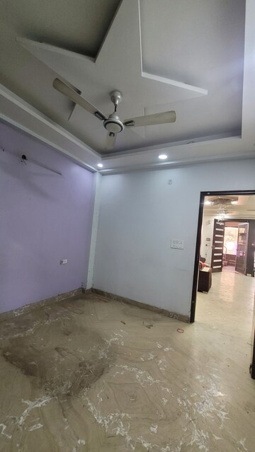 Balcony in 3 BHK Builder Floor at Dilshad Colony – for Sale