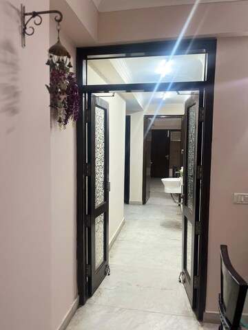 Building Lobby in 2 BHK Builder Floor at Palm Residency Chhatarpur, Chattarpur – for Rent