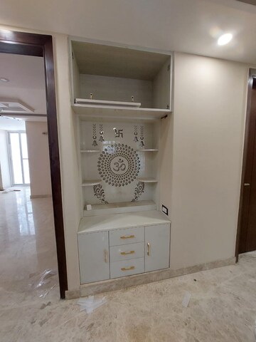 Bathroom in 3 BHK Builder Floor at South Extension ii – for Rent