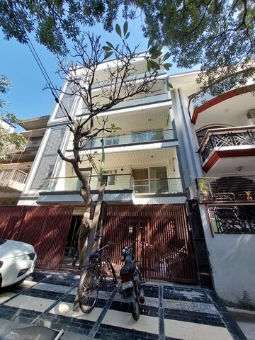 3 BHK Builder Floor – Exterior View View at South Extension ii - for Rent