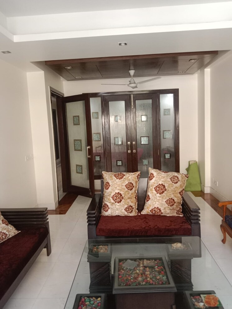 Living Room, govindpuri 2 Bedroom 800 Sq.Ft. Builder Floor In Govindpuri Delhi 8297393