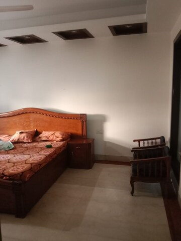 Furnished Amenities in 2 BHK Builder Floor at Govindpuri – for Sale