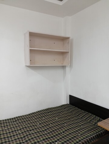 Room in 1 RK Apartment at Katwaria Sarai – for Rent