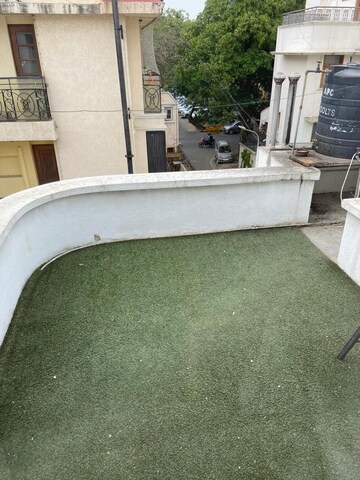 Balcony in 1 BHK Builder Floor at Chanakyapuri – for Rent