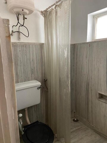 Bathroom in 1 BHK Builder Floor at Chanakyapuri – for Rent