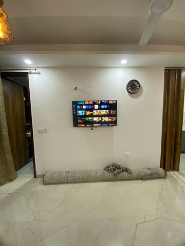 Bedroom in 1 BHK Builder Floor at Saket – for Rent