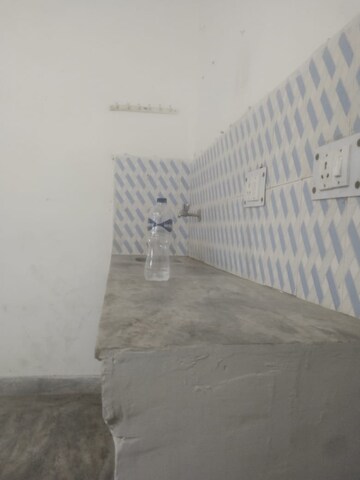 Room in 1 RK Apartment at Katwaria Sarai – for Rent