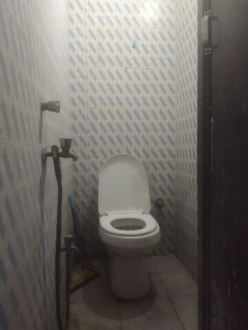 Bathroom in 1 RK Apartment at Katwaria Sarai – for Rent