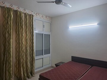 Bedroom in 4 BHK Builder Floor at Ardee City, Sector 52 – for Rent