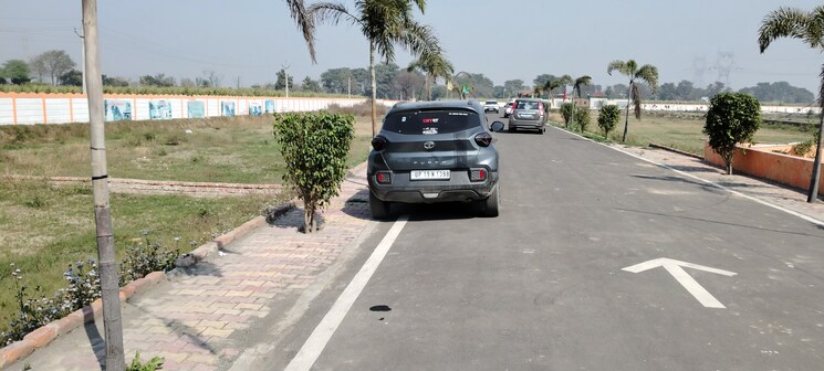 Exterior View, daurala  100 Sq.Yd. Plot In Daurala Meerut 8297504