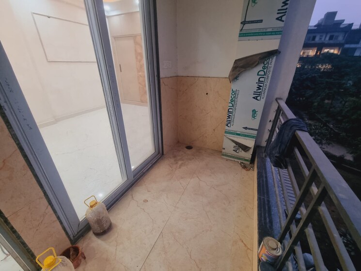 Balcony, sector 49 3 Bedroom 153 Sq.Yd. Builder Floor In Sector 49 Faridabad 8297594