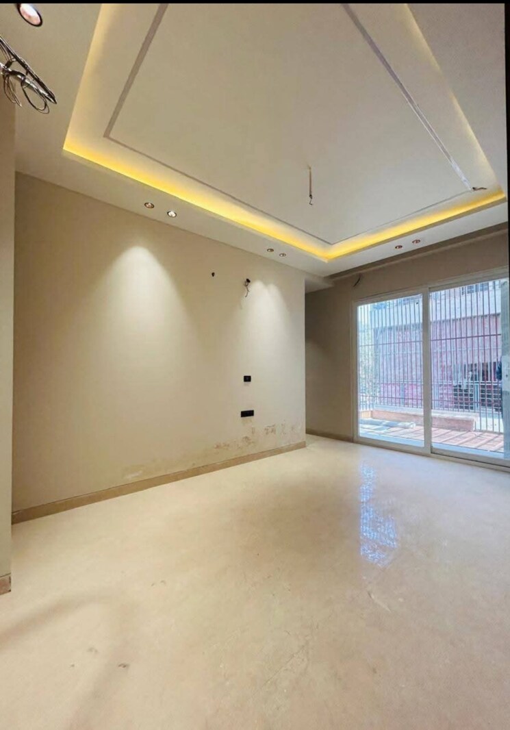 Room, vipul-world-floors 4 Bedroom 1800 Sq.Ft. Builder Floor In Sector 48 Gurgaon 8297689