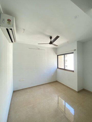 2.5 BHK Apartment For Rent in Lodha Palava Downtown Dombivli East, Dombivli East