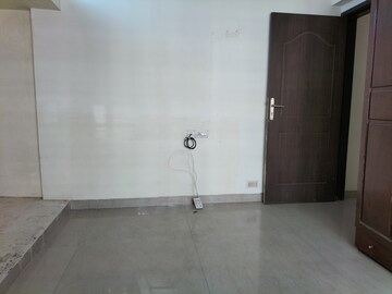 Room in 1 BHK Apartment at K Raheja Raheja Residency, Malad East – for Sale
