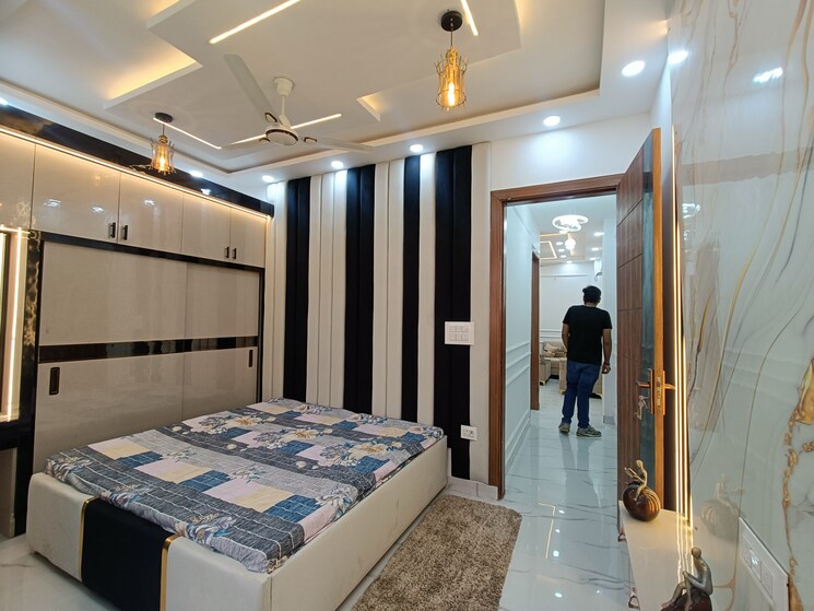 Bedroom, uttam nagar west 2 Bedroom 60 Sq.Yd. Builder Floor In Uttam Nagar West Delhi 8297806